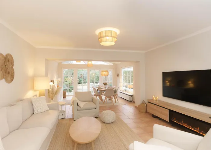 Neu Huetthus In Timmendorfer Holiday home Timmendorfer Strand